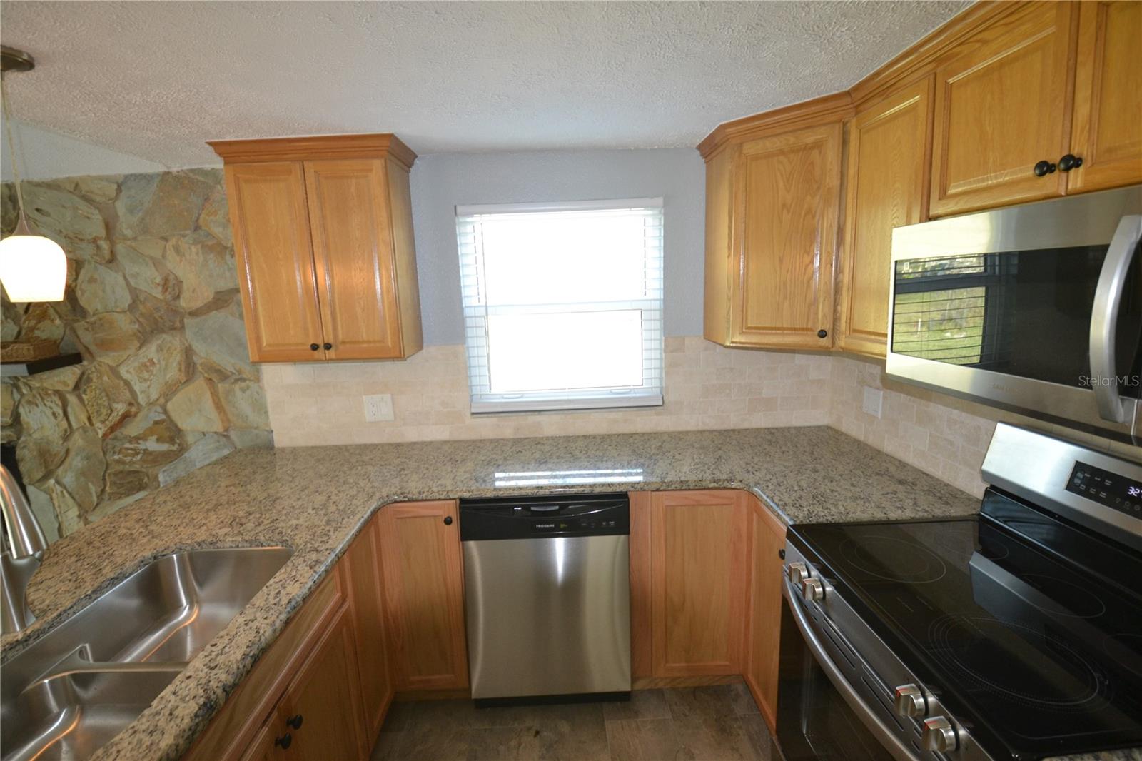 Image 13 of 45 For 5229 Miller Bayou Drive