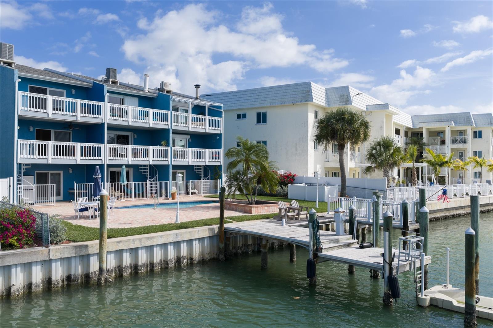 Image 43 of 61 For 11820 Capri Circle S