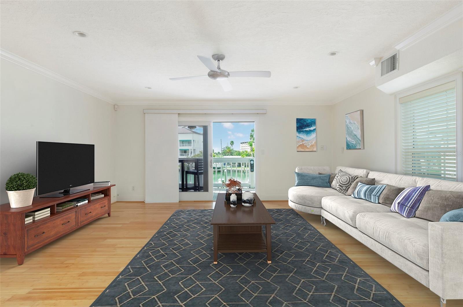 Image 8 of 61 For 11820 Capri Circle S