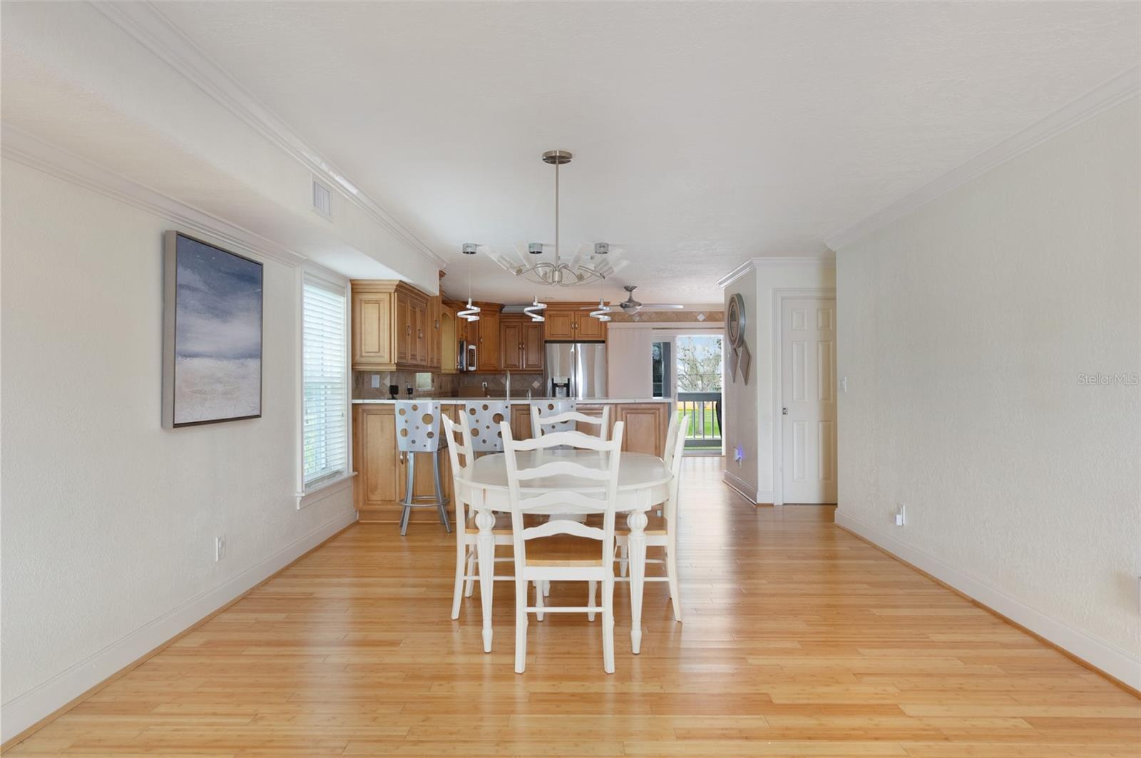 Image 9 of 61 For 11820 Capri Circle S