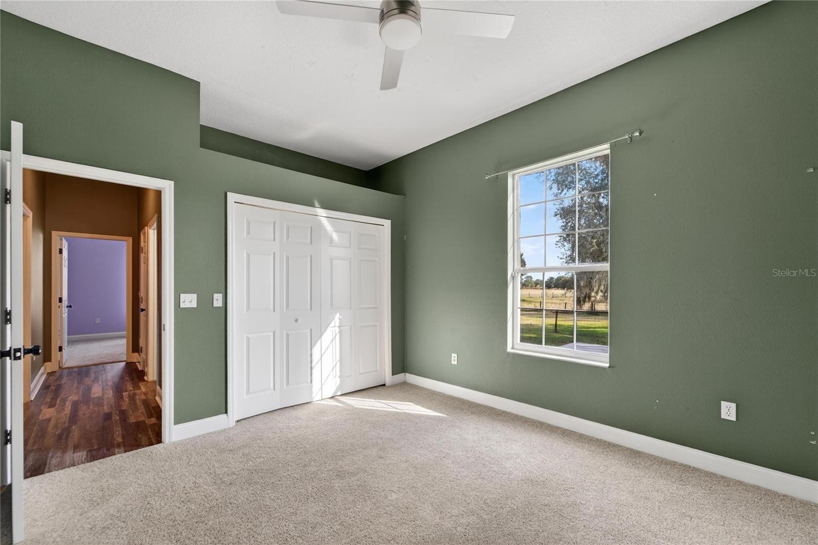 Image 42 of 89 For 725 Giant Oak Road