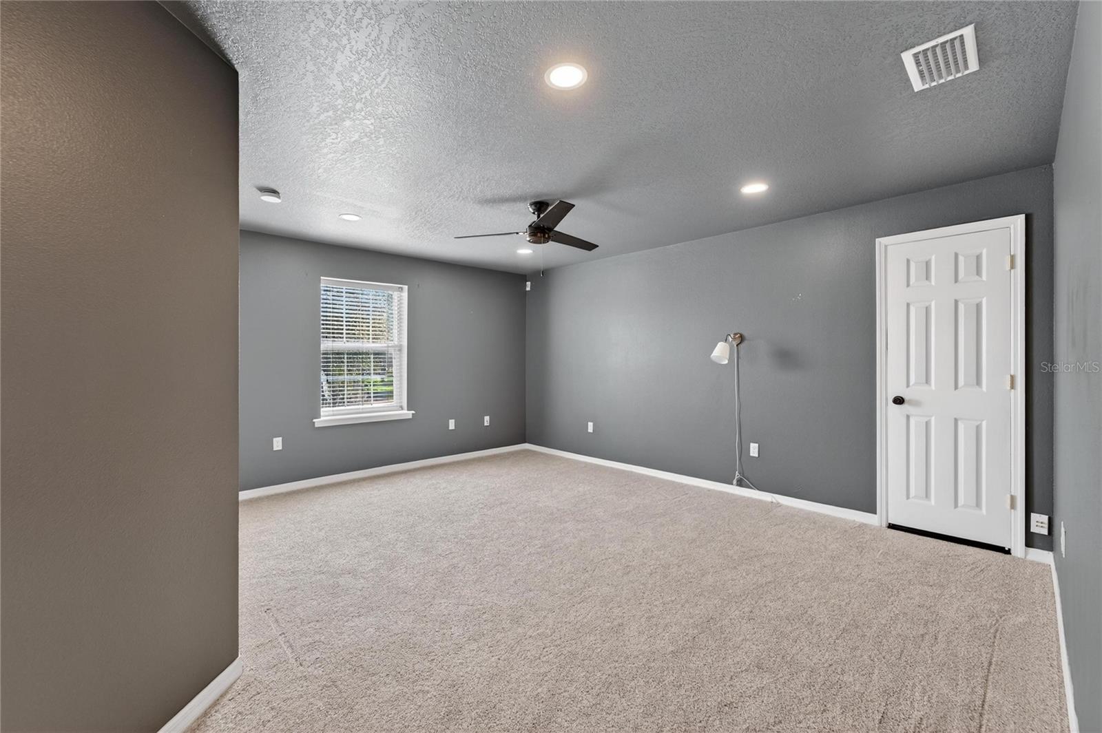 Image 55 of 89 For 725 Giant Oak Road