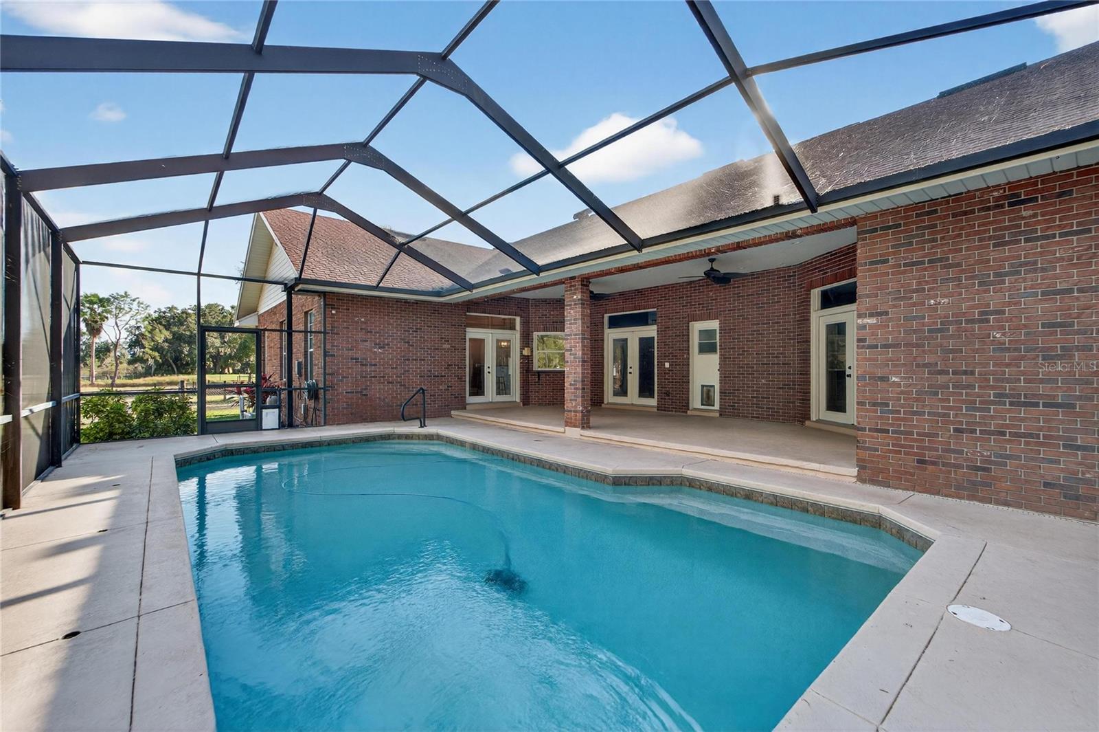 Image 59 of 89 For 725 Giant Oak Road