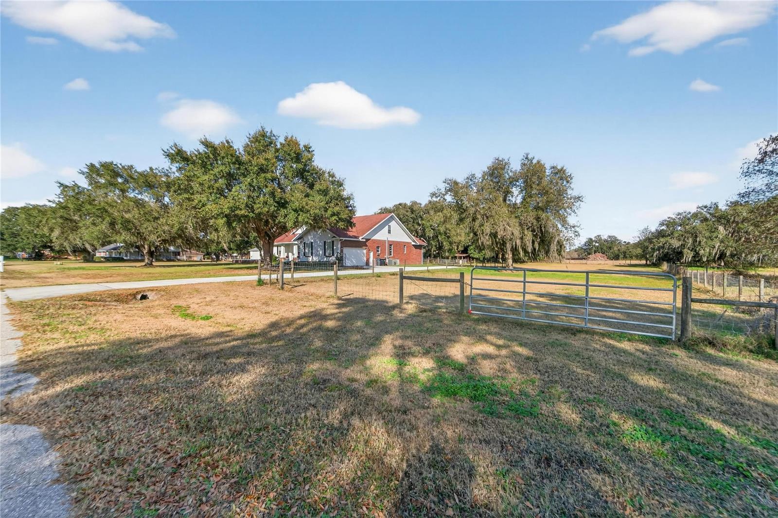 Image 67 of 89 For 725 Giant Oak Road