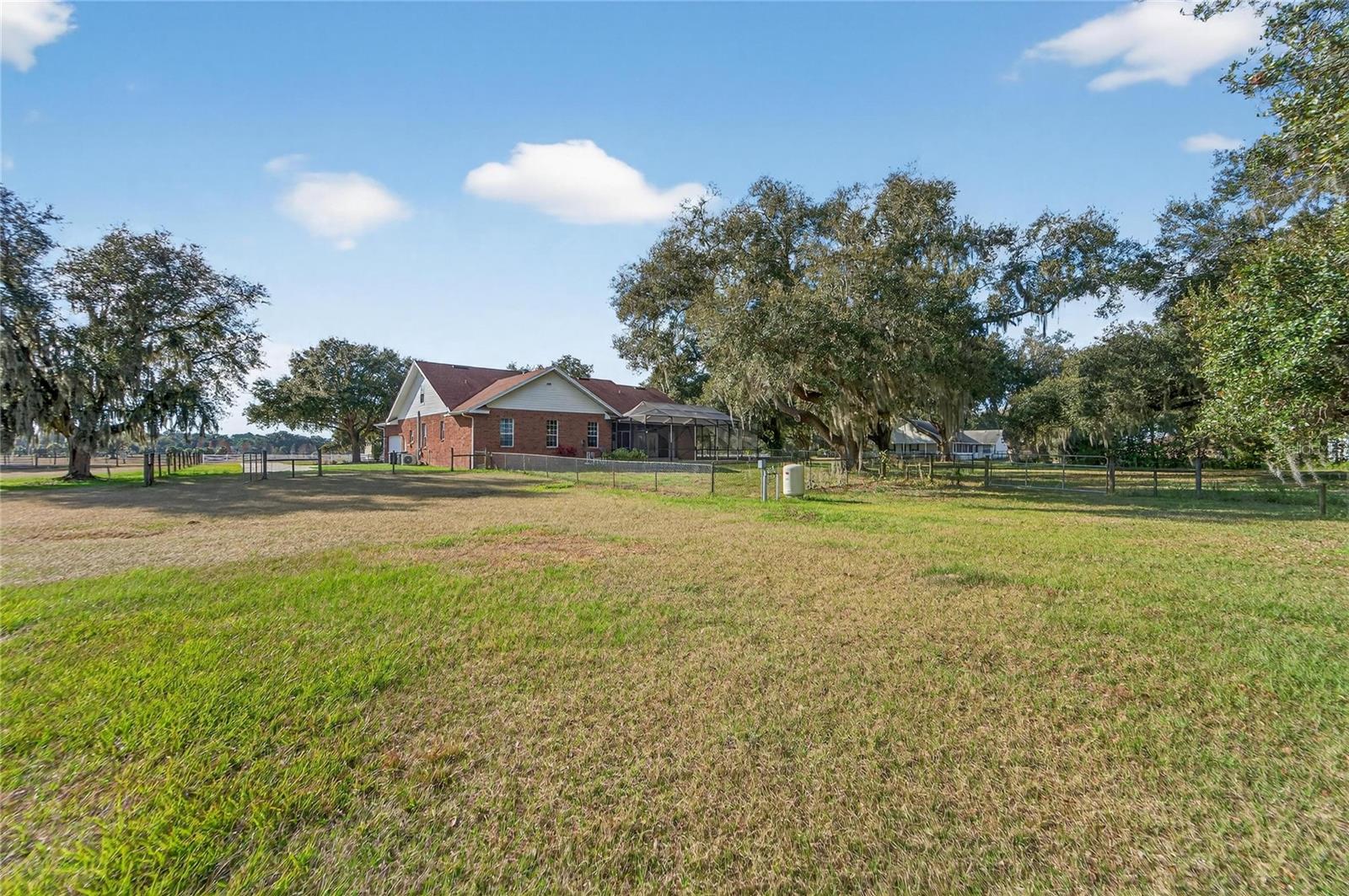 Image 74 of 89 For 725 Giant Oak Road