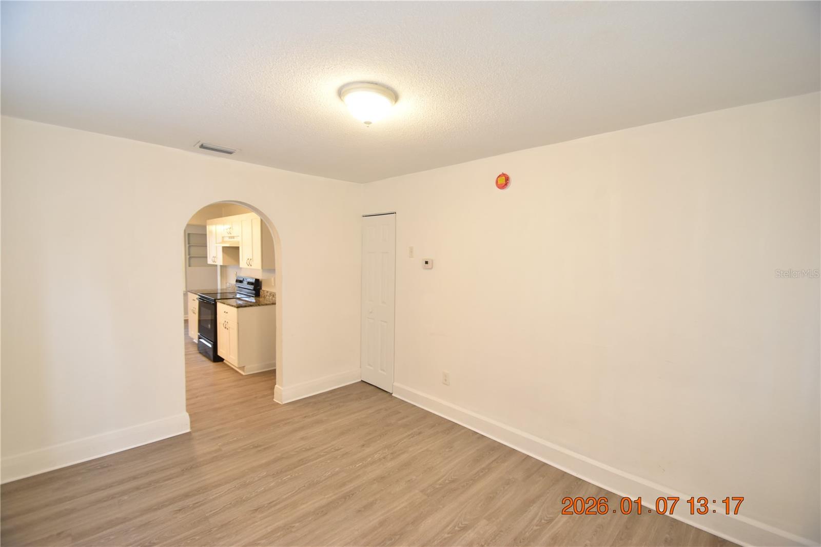 Image 15 of 38 For 2500 Auburn Street S