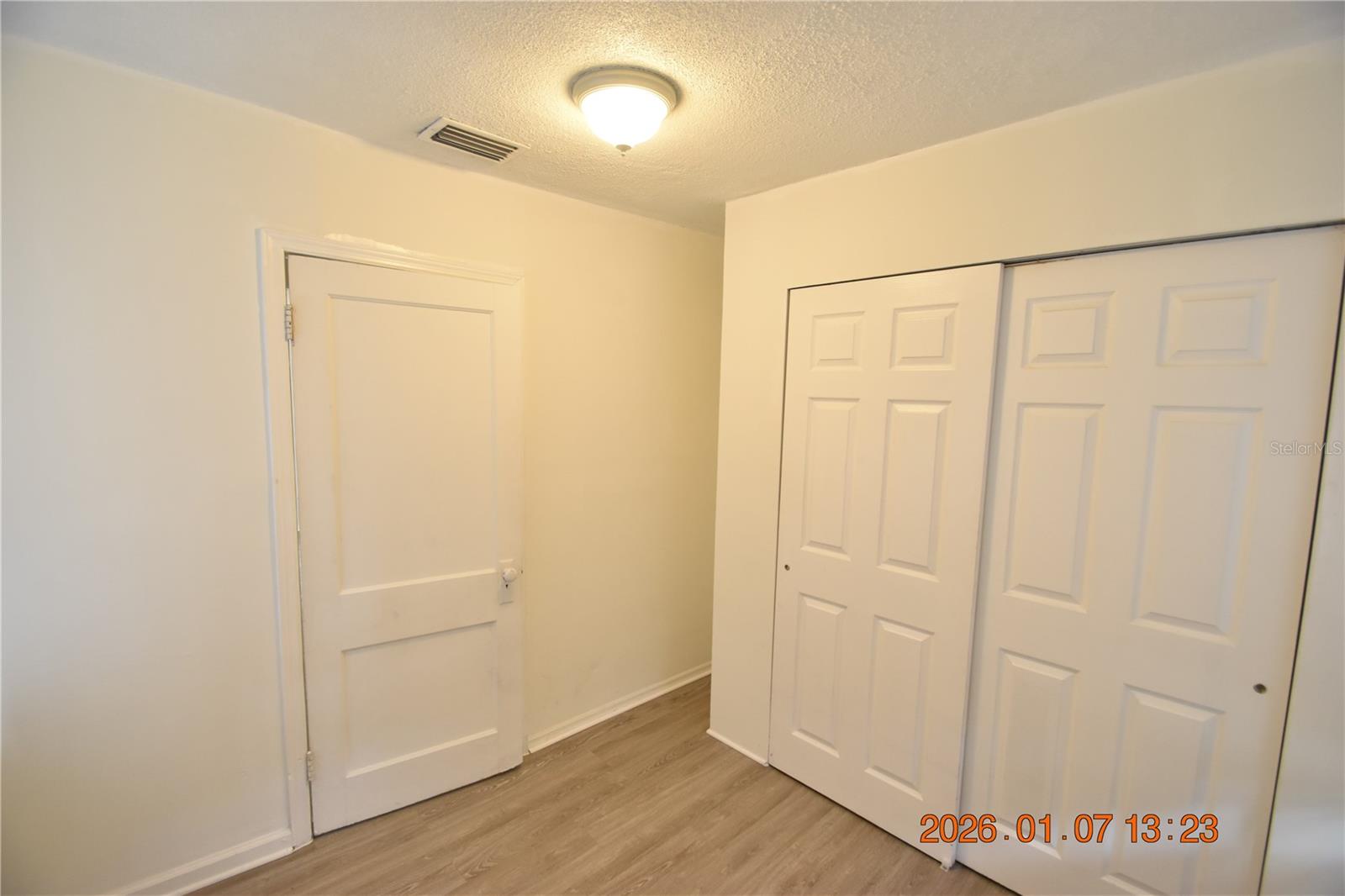 Image 26 of 38 For 2500 Auburn Street S