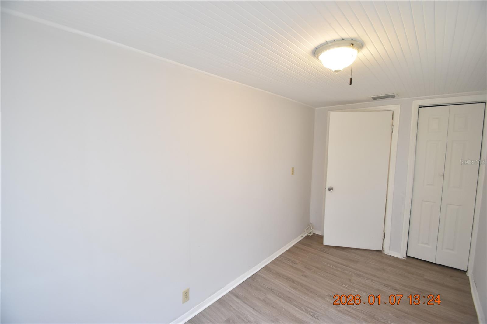 Image 30 of 38 For 2500 Auburn Street S