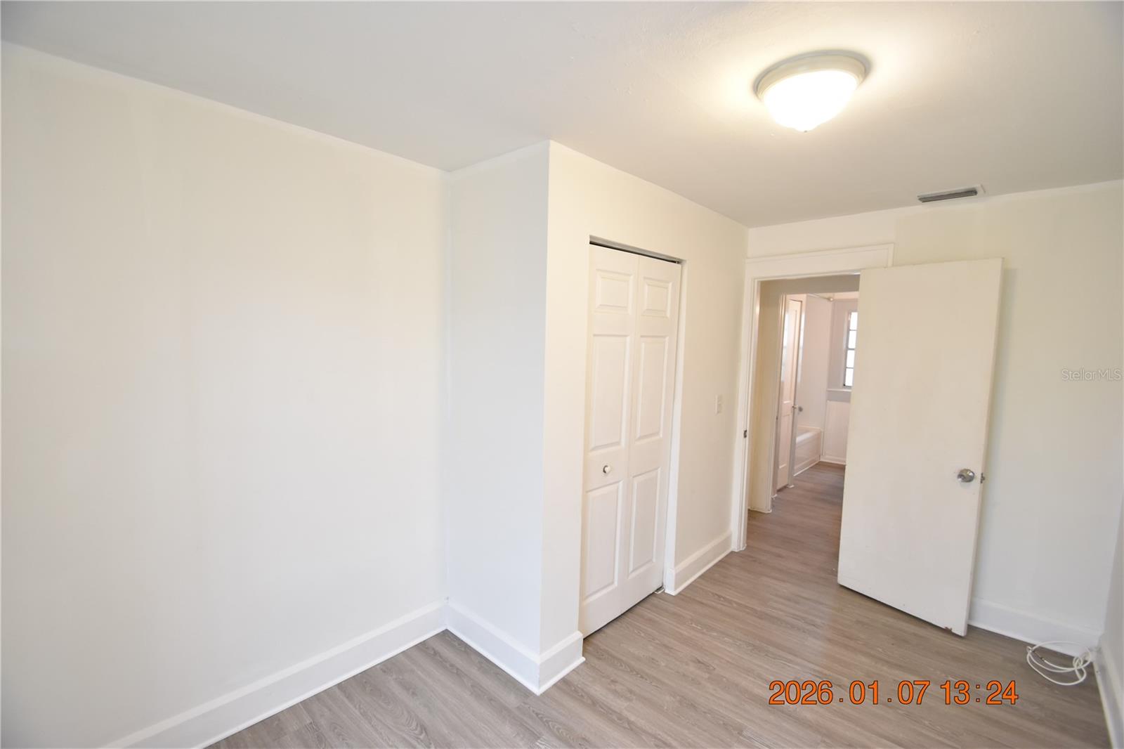 Image 34 of 38 For 2500 Auburn Street S