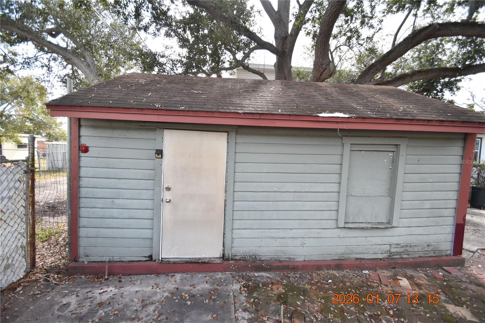 Image 8 of 38 For 2500 Auburn Street S