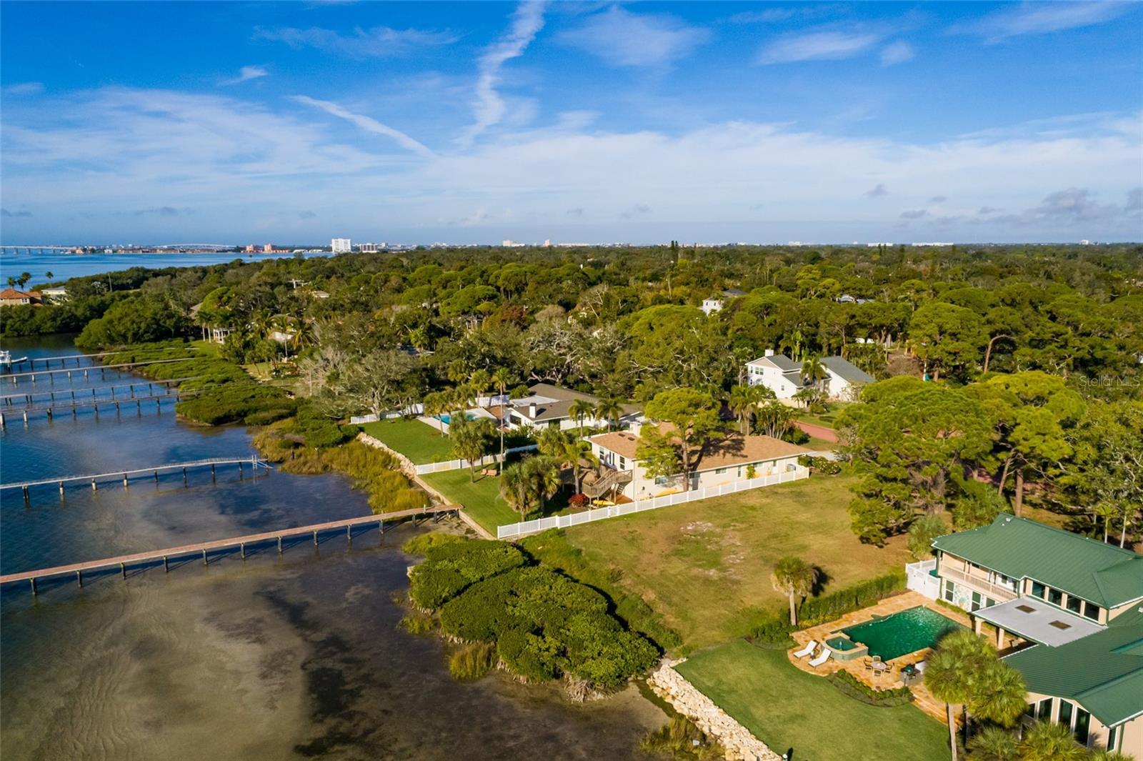 Image 21 of 27 For Friendly Way S