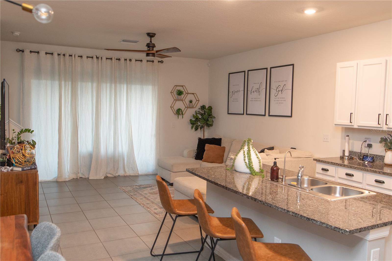 Image 12 of 32 For 16180 Glowing Grove Avenue