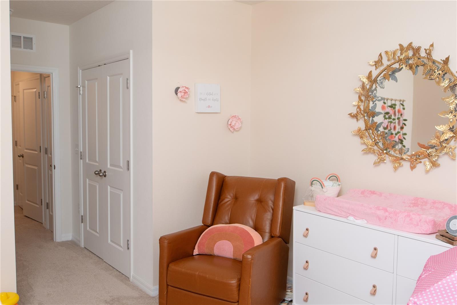 Image 5 of 32 For 16180 Glowing Grove Avenue