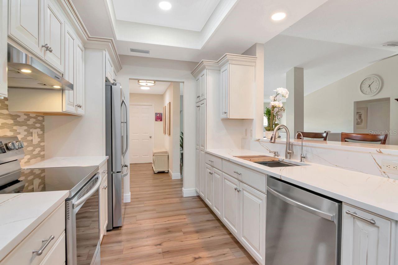 Image 18 of 67 For 7711 Gulf Way