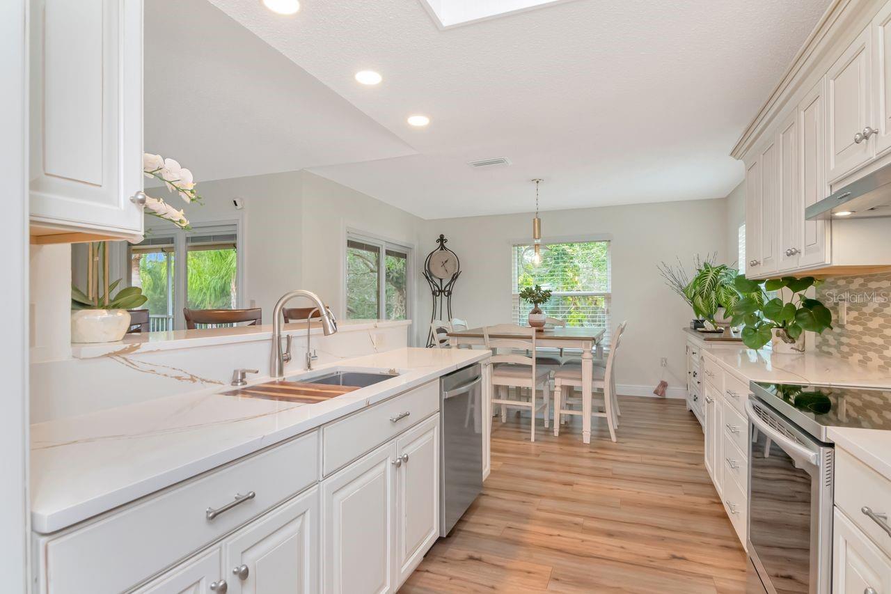 Image 19 of 67 For 7711 Gulf Way