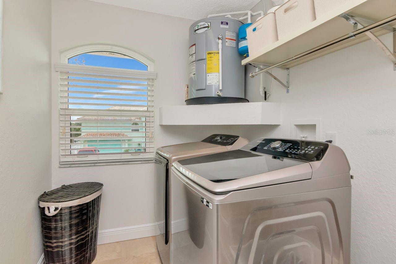 Image 25 of 67 For 7711 Gulf Way