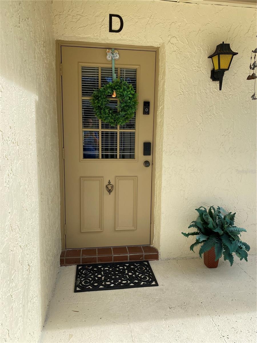 Listing photo id 11 for 1333 Shady Pine Way D