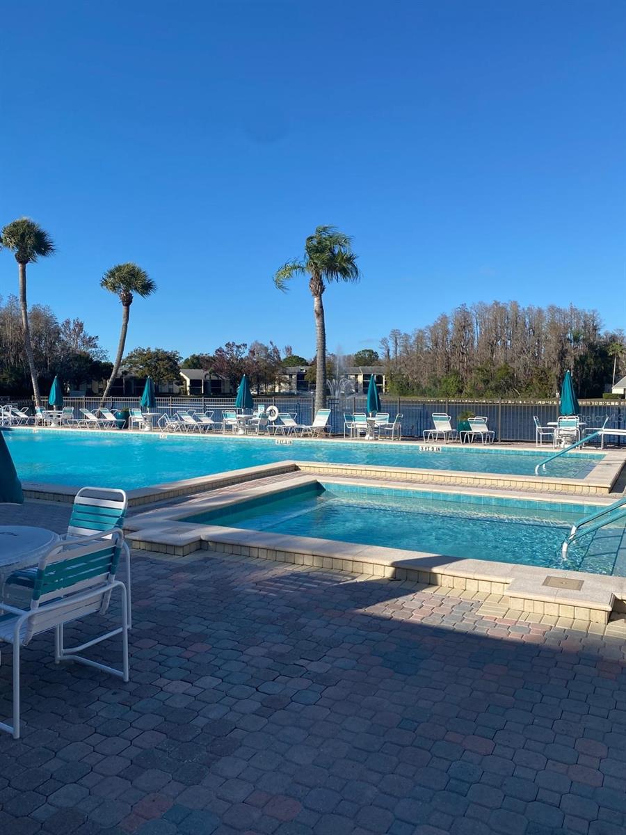 Listing photo id 53 for 1333 Shady Pine Way D