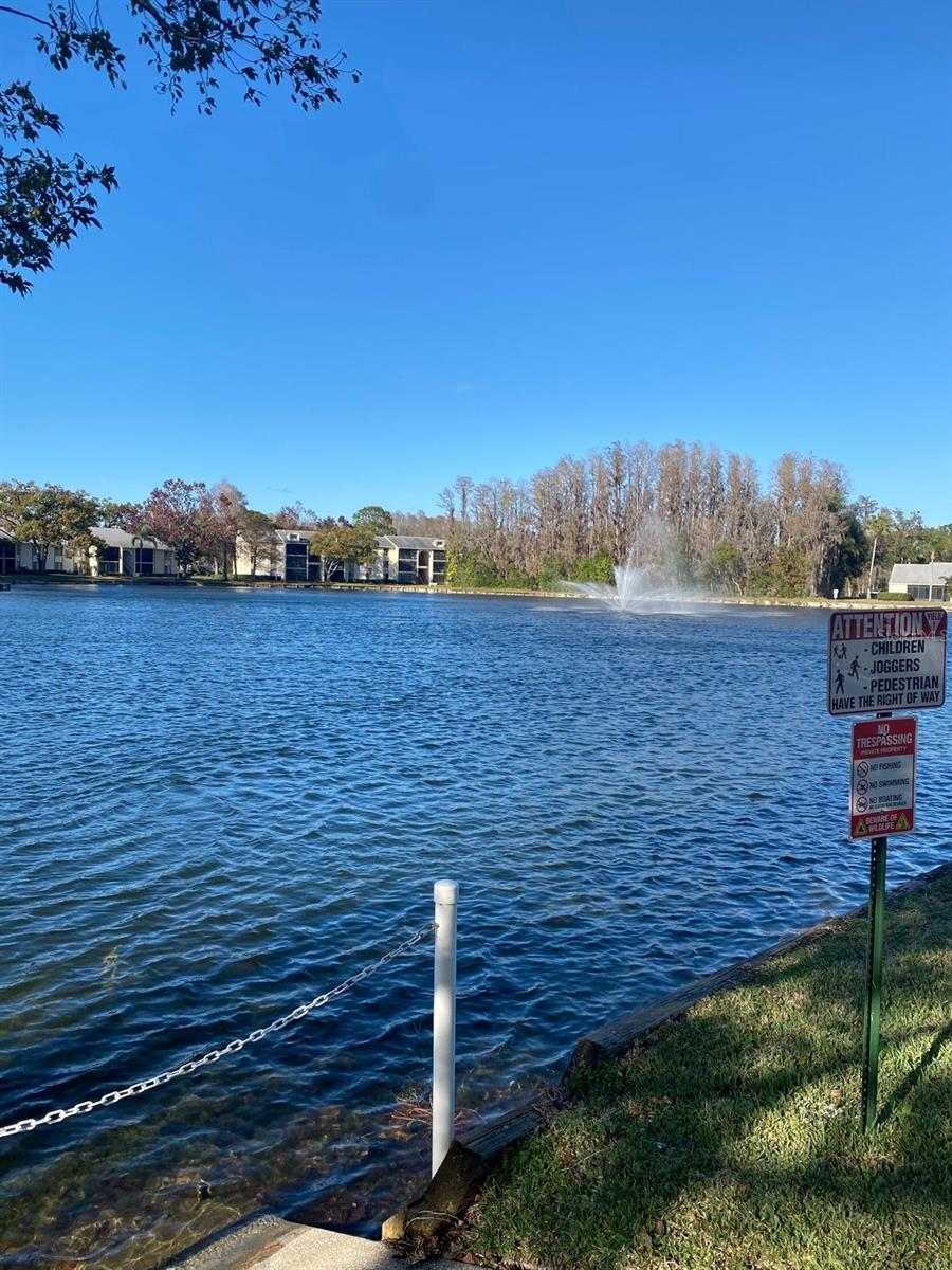 Listing photo id 56 for 1333 Shady Pine Way D