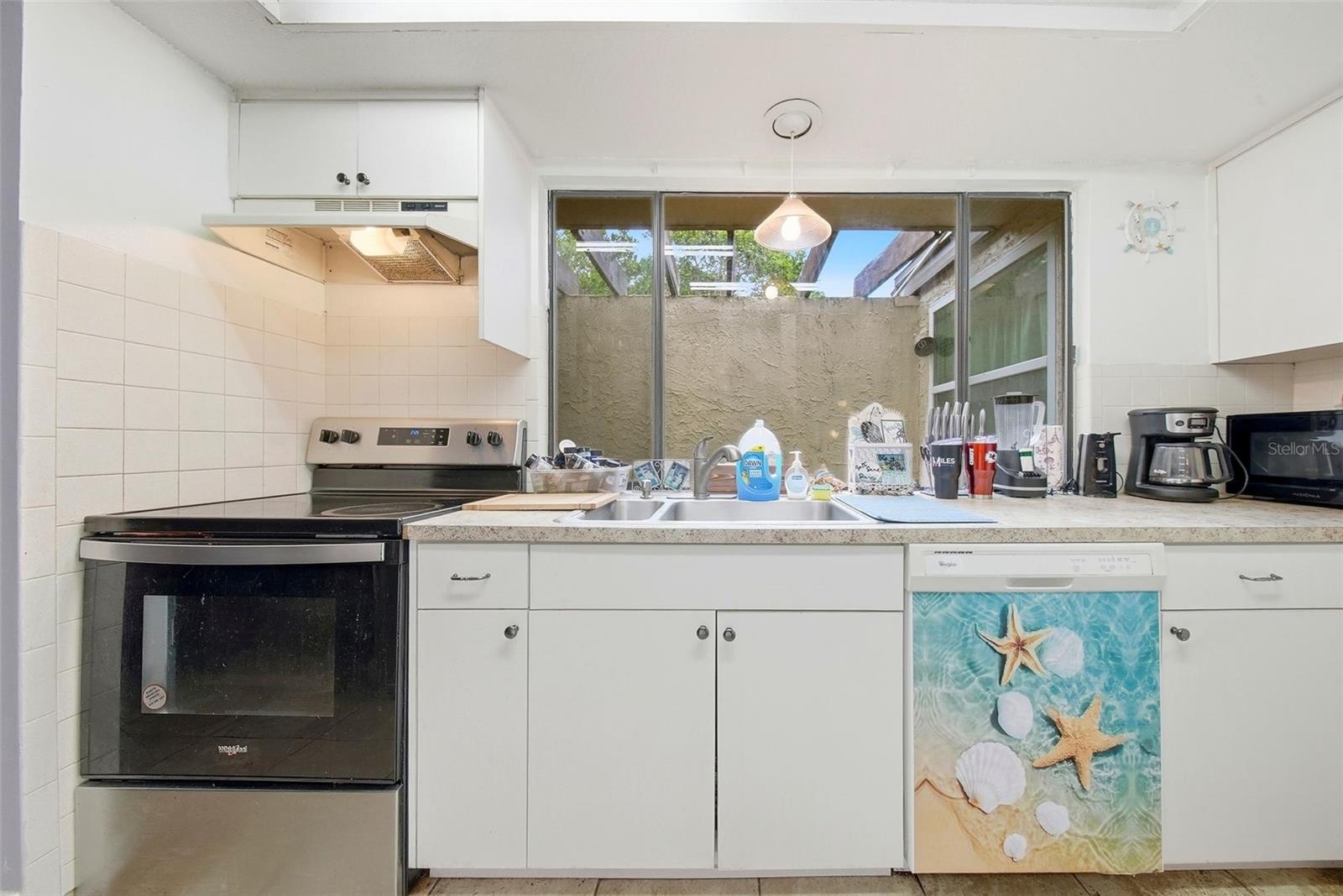 Image 24 of 45 For 7526 Santa Fe Trail