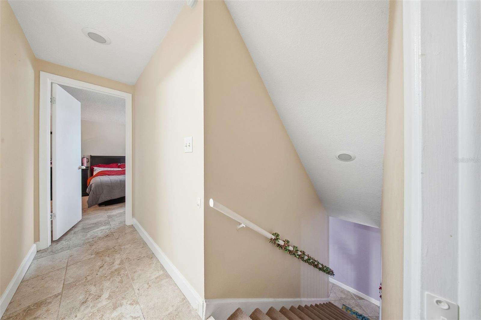 Image 26 of 45 For 7526 Santa Fe Trail