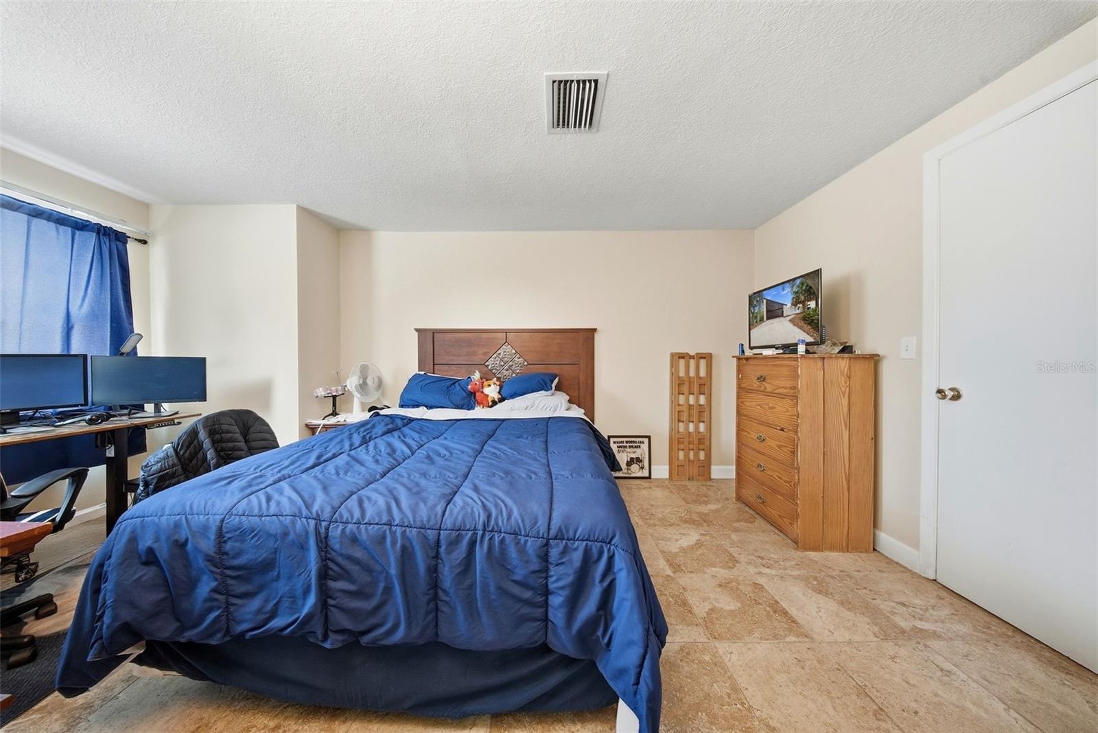 Image 29 of 45 For 7526 Santa Fe Trail