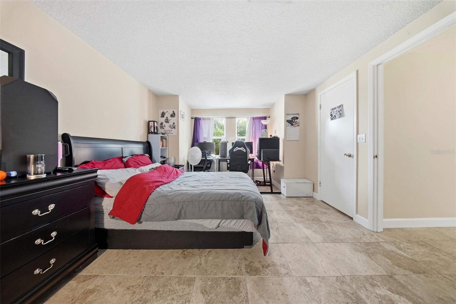 Image 31 of 45 For 7526 Santa Fe Trail