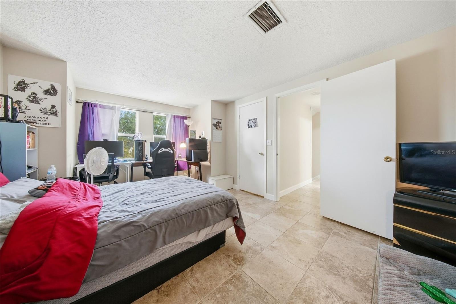 Image 32 of 45 For 7526 Santa Fe Trail