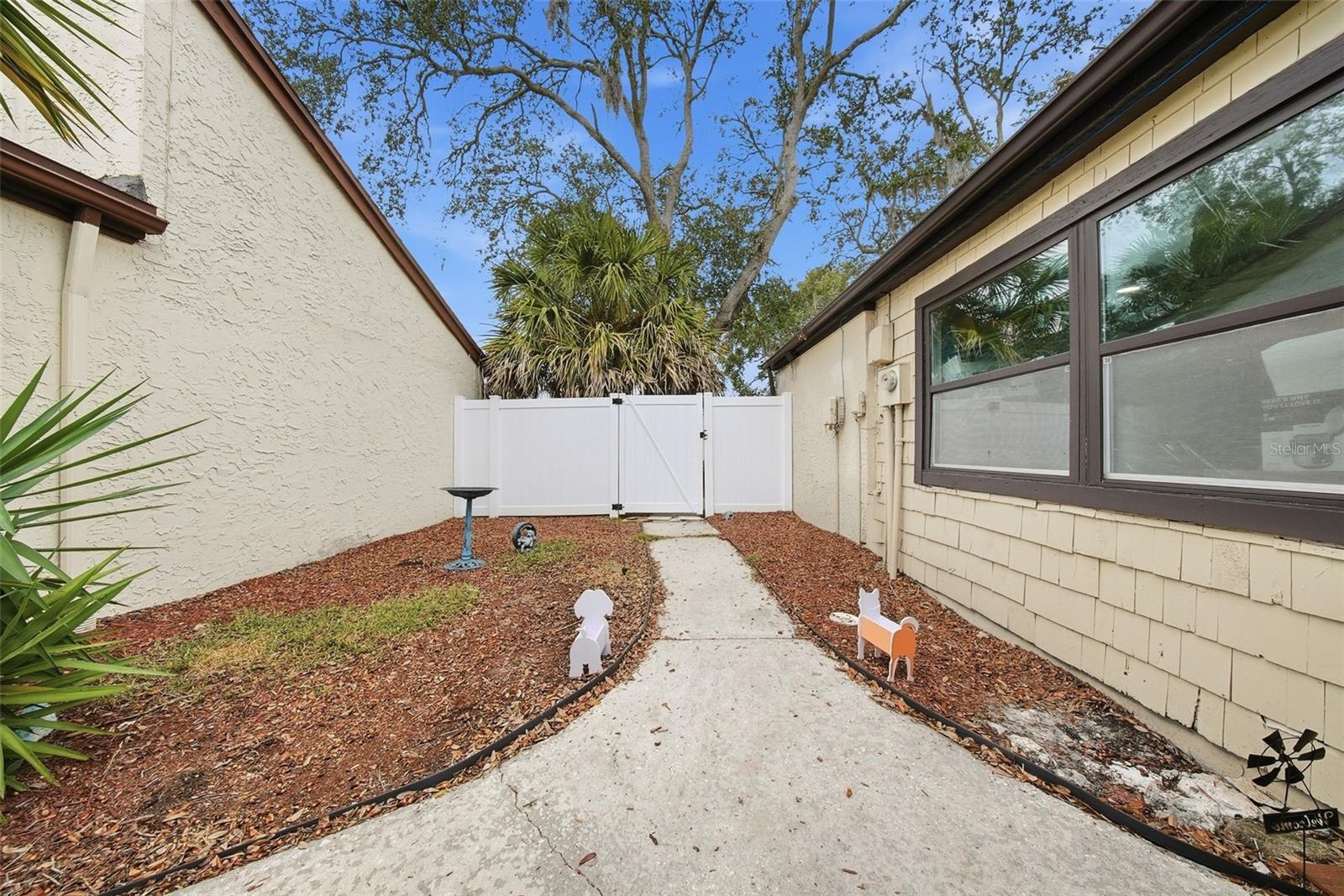 Image 39 of 45 For 7526 Santa Fe Trail