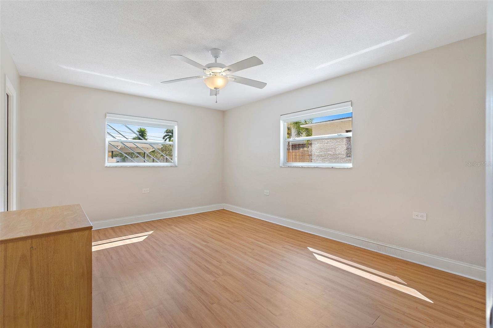 Image 16 of 29 For 503 Monterey Boulevard Ne 1