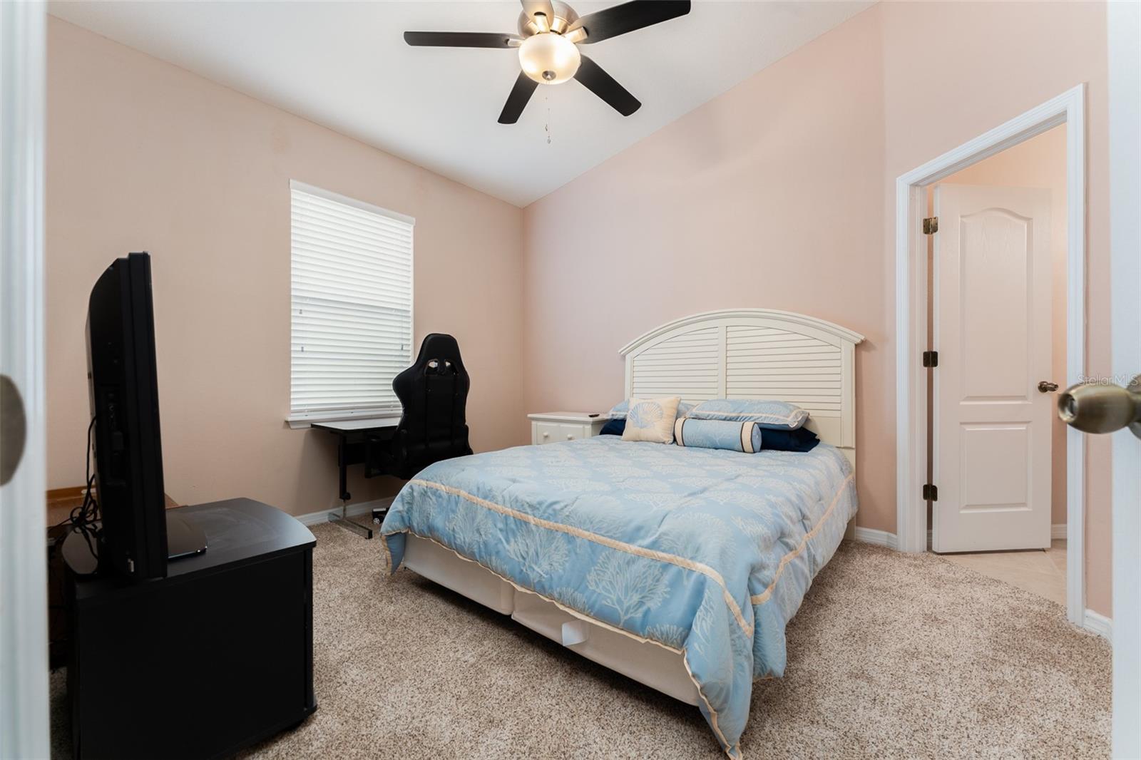 Image 36 of 48 For 9021 Moonlit Meadows Loop