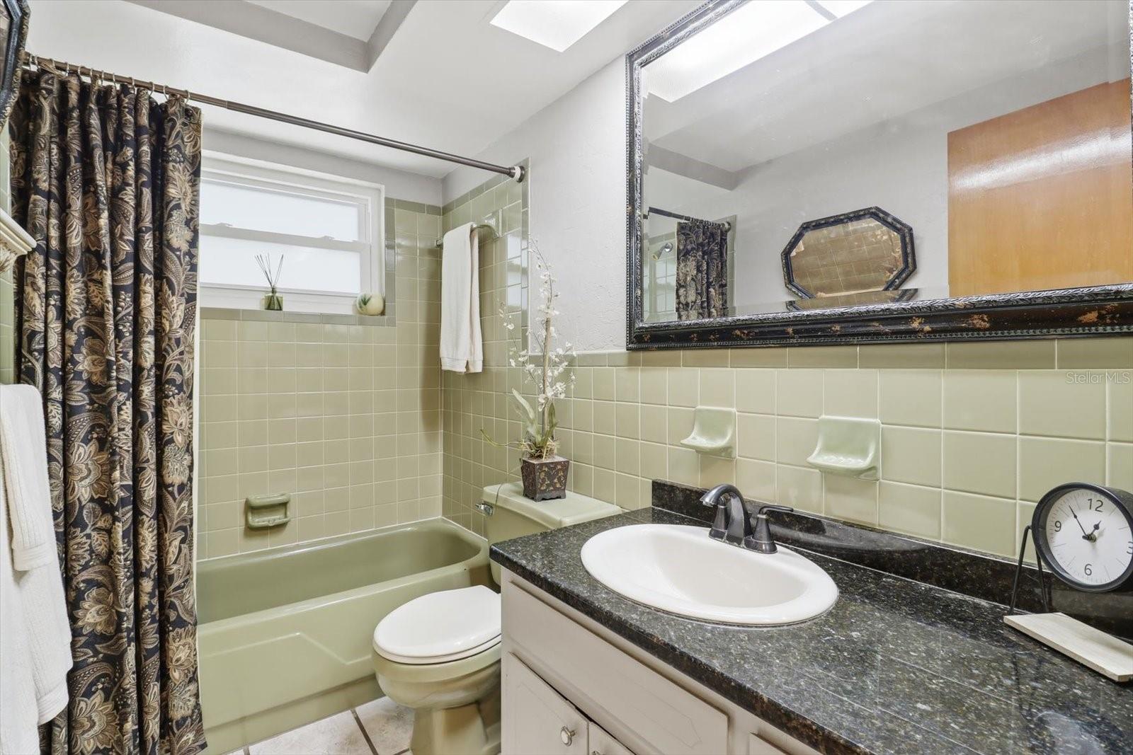 Listing photo id 25 for 7410 Gulf Highlands Drive