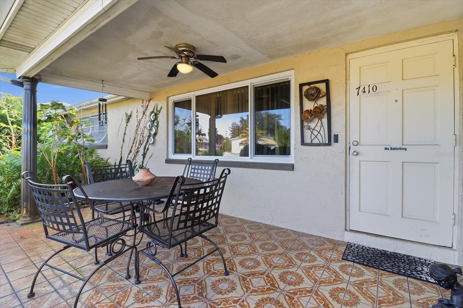 Listing photo id 3 for 7410 Gulf Highlands Drive