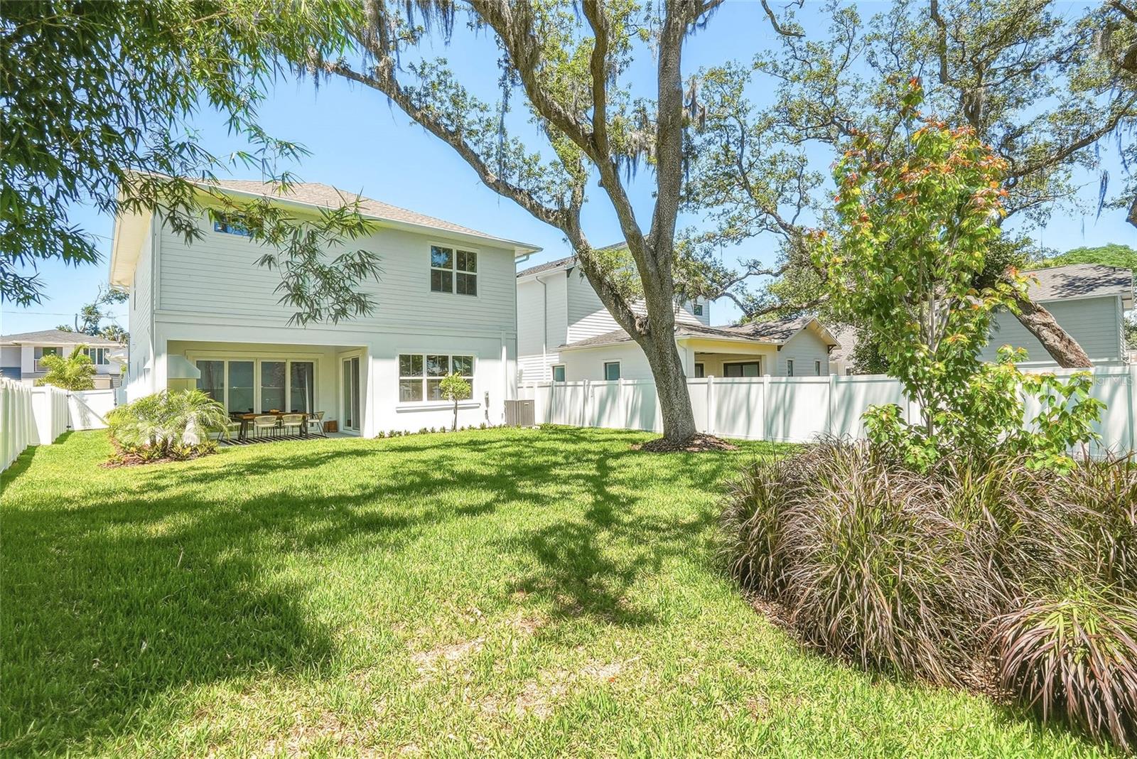 Image 63 of 64 For 814 Amelia Avenue