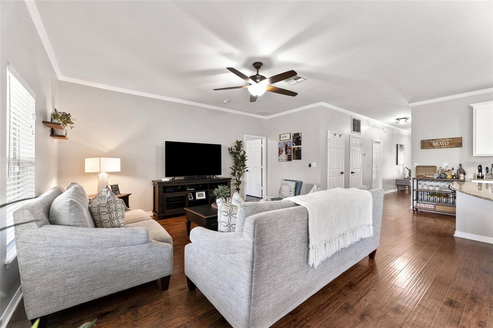 Listing photo id 8 for 2849 Maple Brook Loop