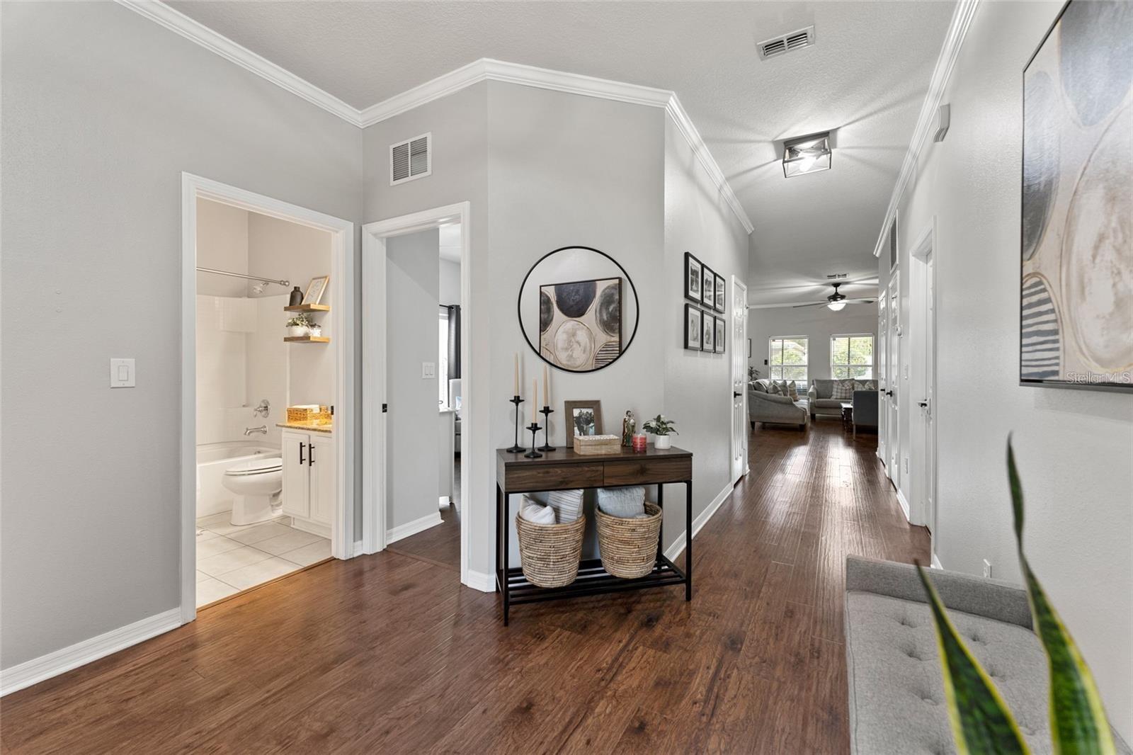 Listing photo id 14 for 2849 Maple Brook Loop