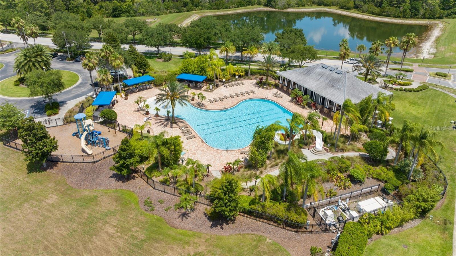 Listing photo id 32 for 2849 Maple Brook Loop