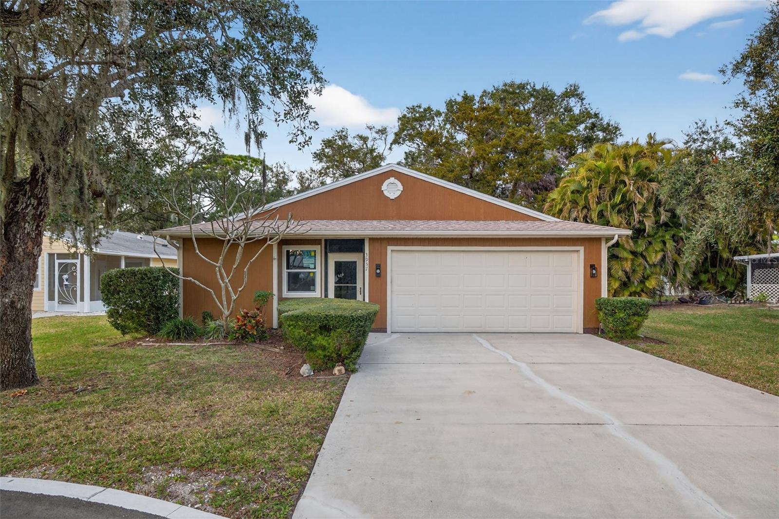 Details for 3957 Bearded Oaks Court, SARASOTA, FL 34232