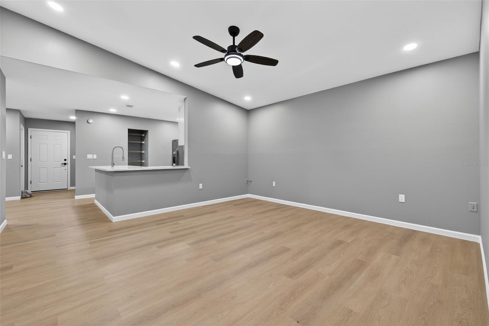 Image 13 of 25 For 3957 Bearded Oaks Court