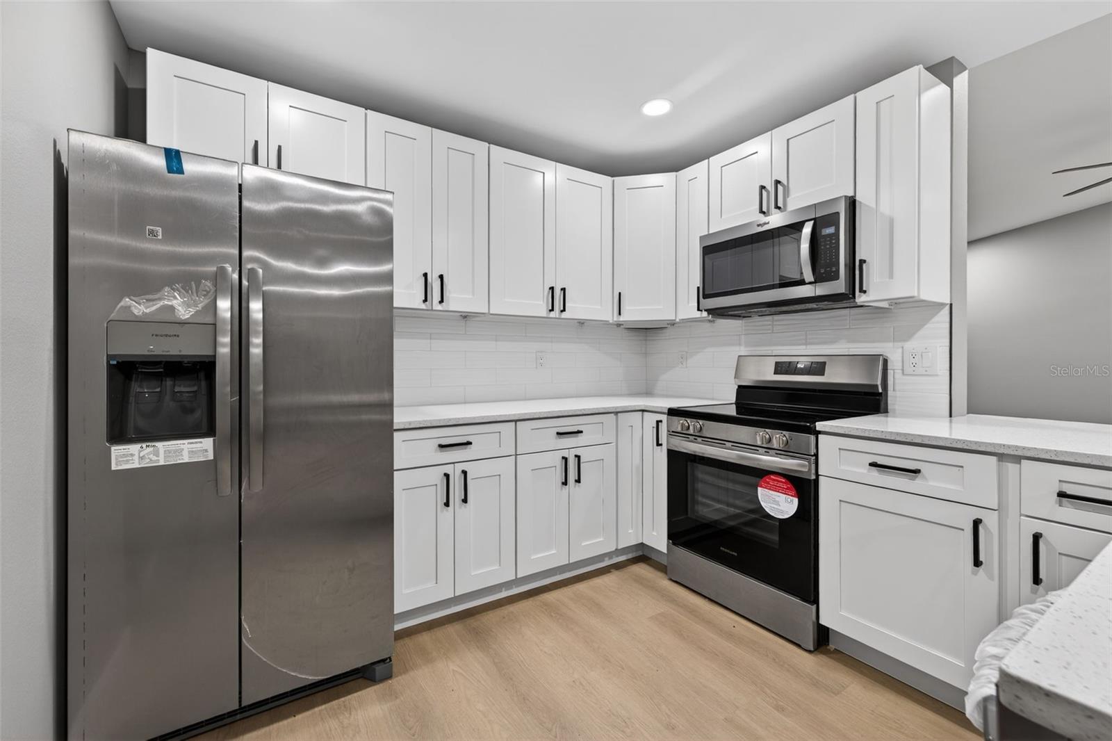 Image 5 of 25 For 3957 Bearded Oaks Court