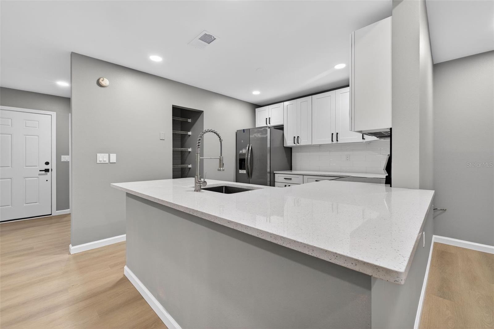 Image 9 of 25 For 3957 Bearded Oaks Court