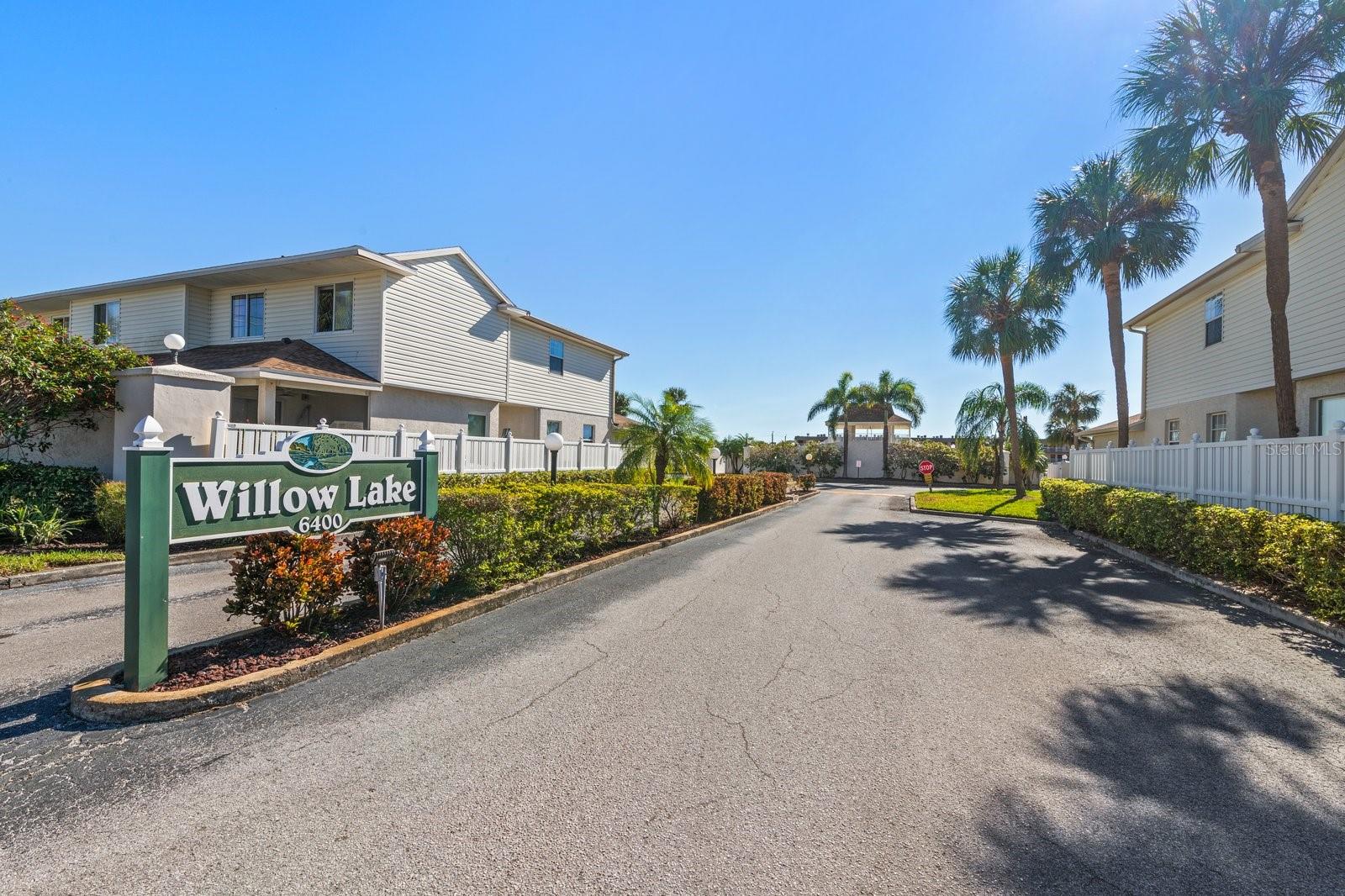 Image 24 of 25 For 6400 46th Avenue N #119