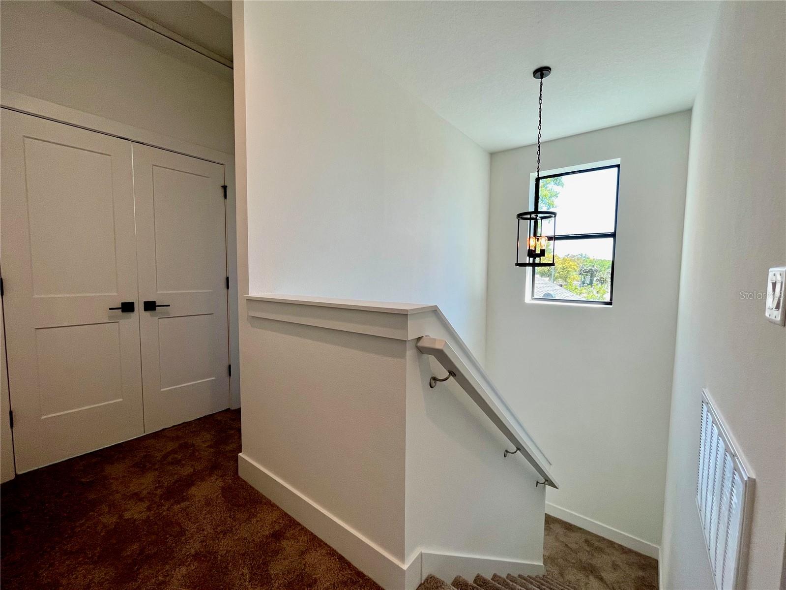 Image 20 of 24 For 1308 Caracas Street