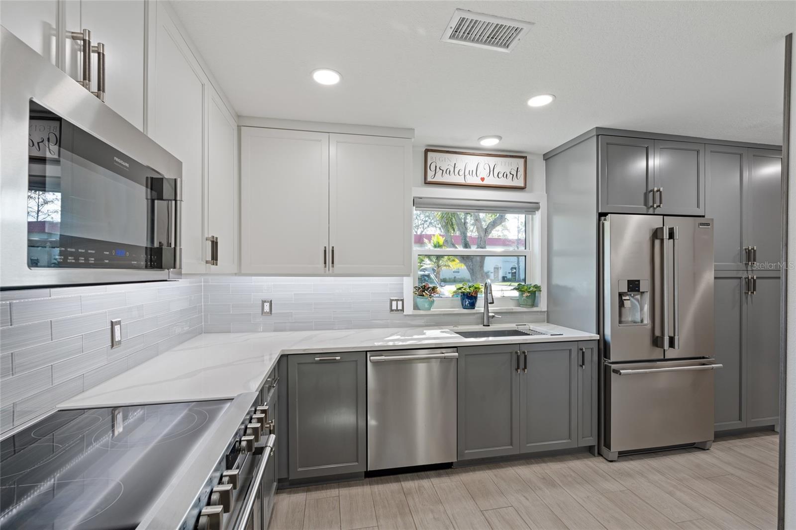 Image 13 of 42 For 2700 Bayshore Boulevard 560