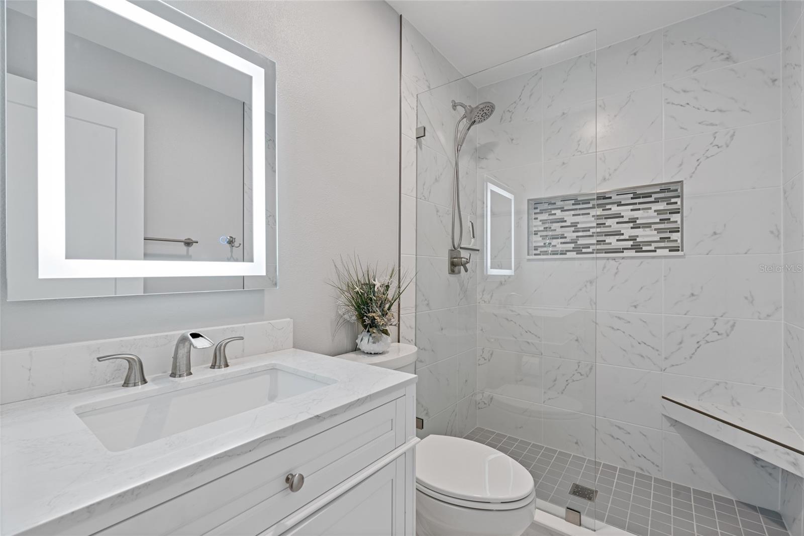 Image 21 of 42 For 2700 Bayshore Boulevard 560