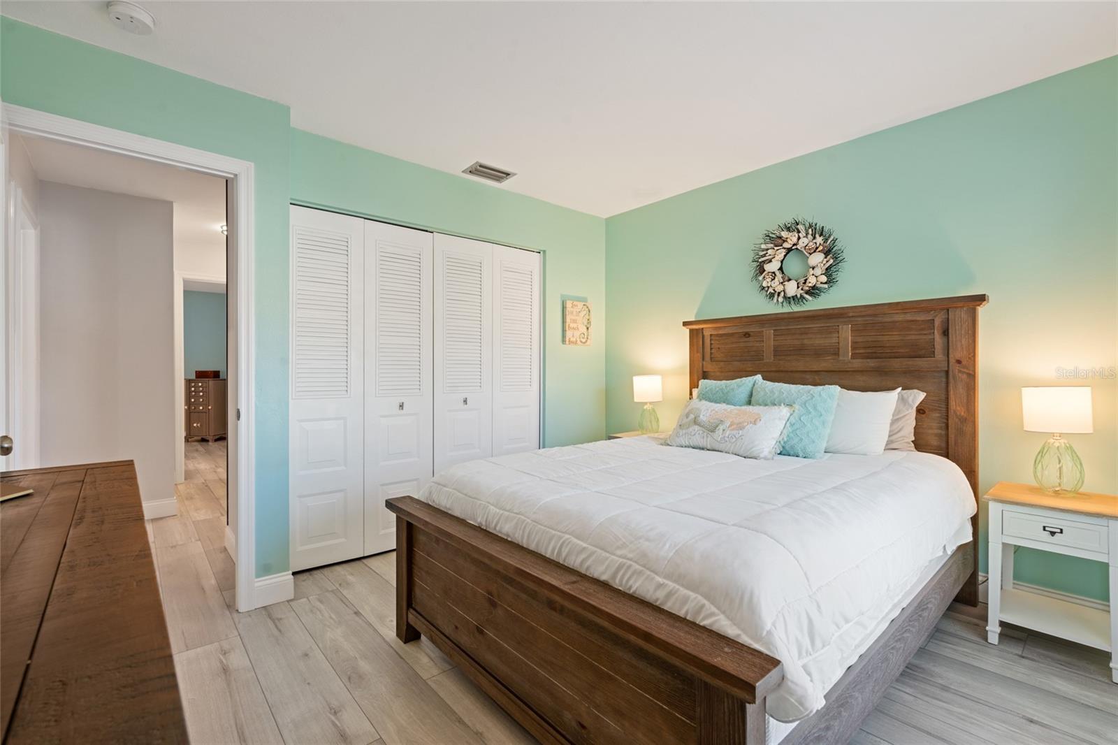 Image 24 of 42 For 2700 Bayshore Boulevard 560