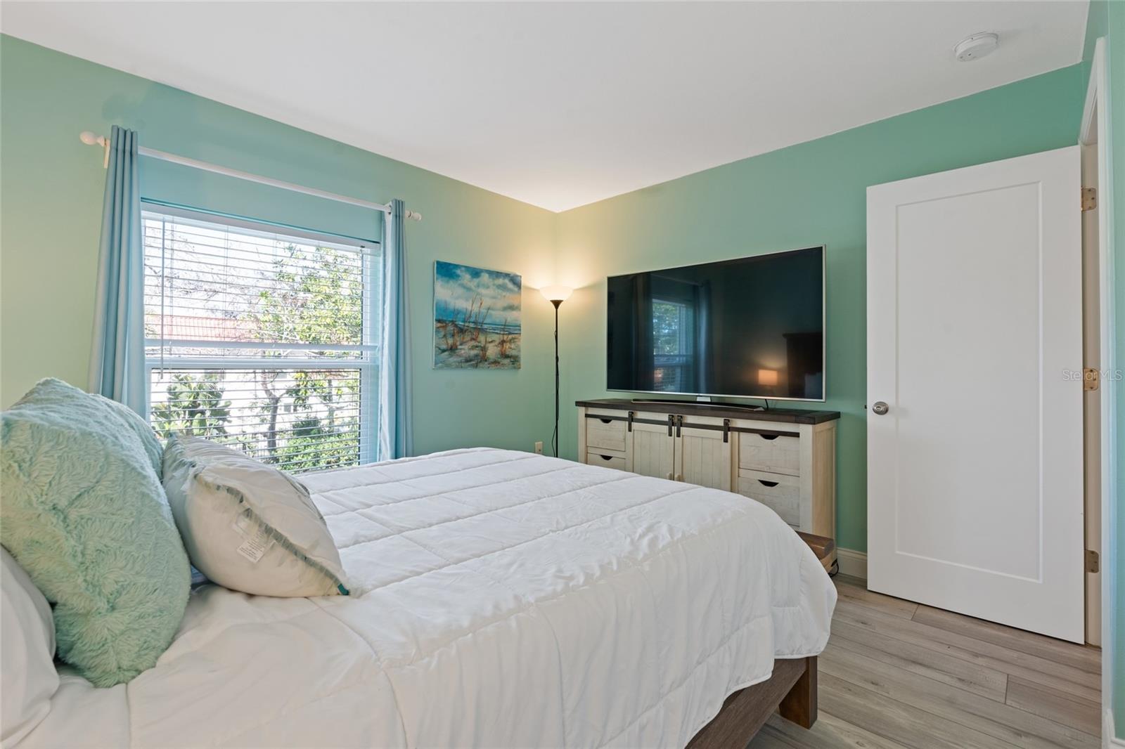 Image 25 of 42 For 2700 Bayshore Boulevard 560