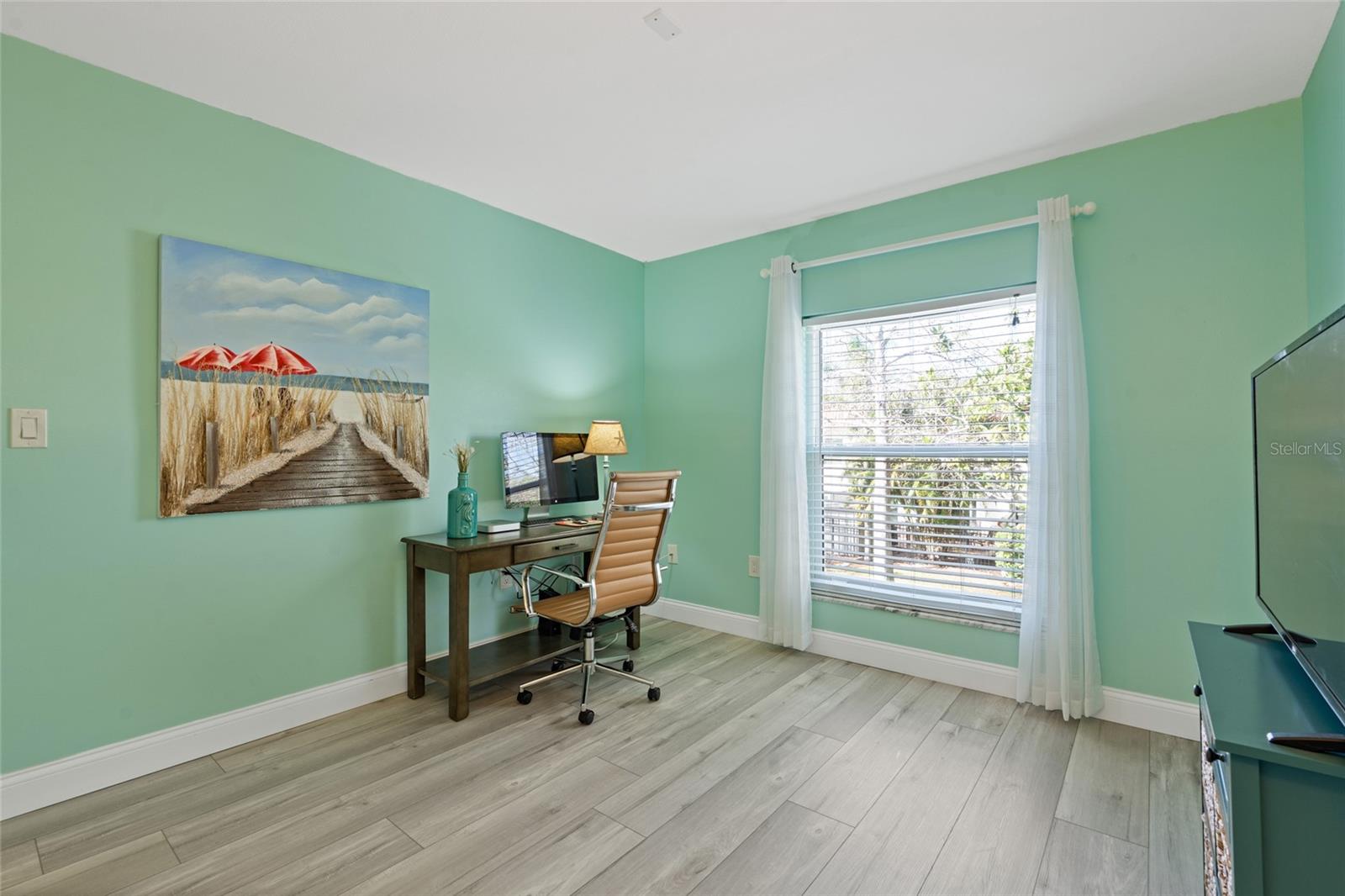 Image 27 of 42 For 2700 Bayshore Boulevard 560