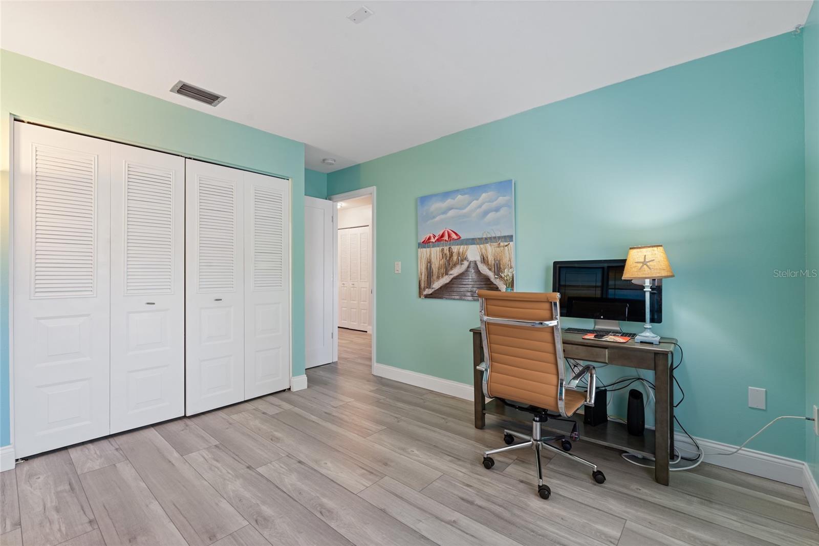 Image 28 of 42 For 2700 Bayshore Boulevard 560