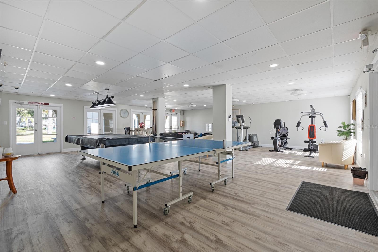 Image 39 of 42 For 2700 Bayshore Boulevard 560